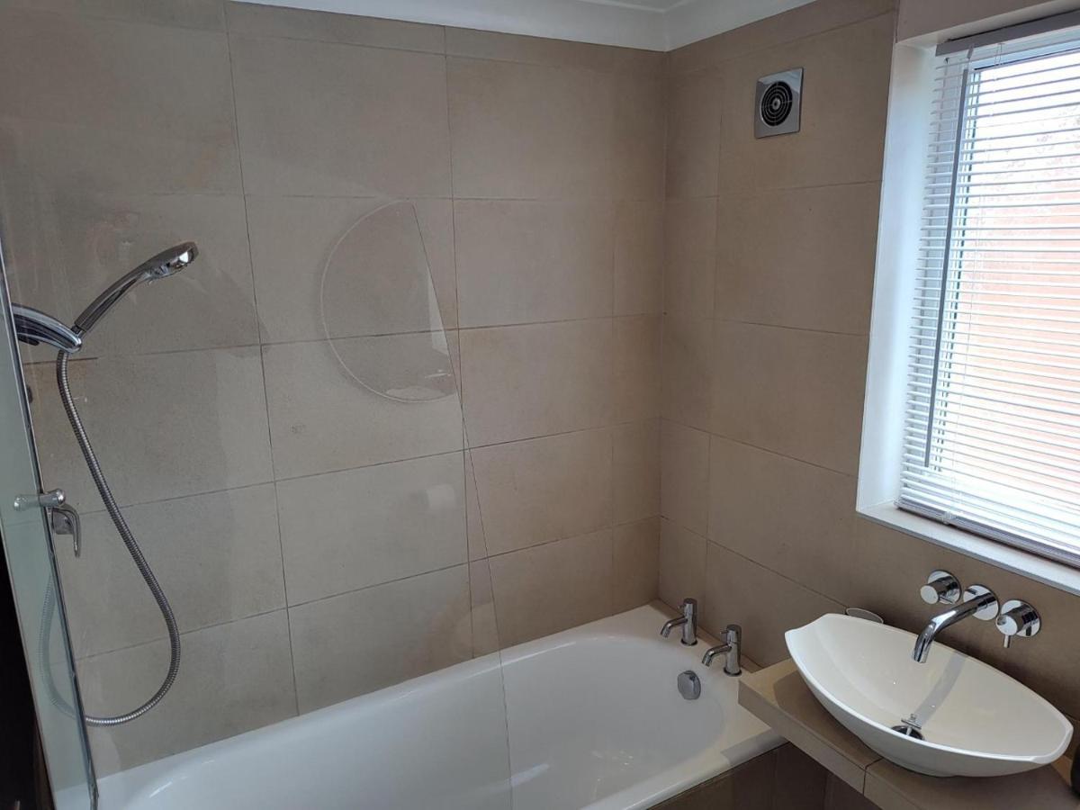 Wentworth Drive Contractor And Family 3 Bed Home Grantham Kültér fotó
